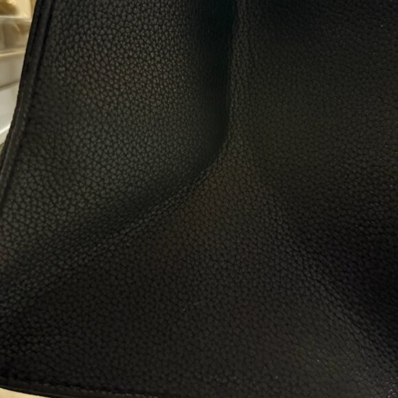 STUNNING LV Fashion Tote! BLACK Embossed MM Size with LV magnetic box and bag! - Picture 10 of 10